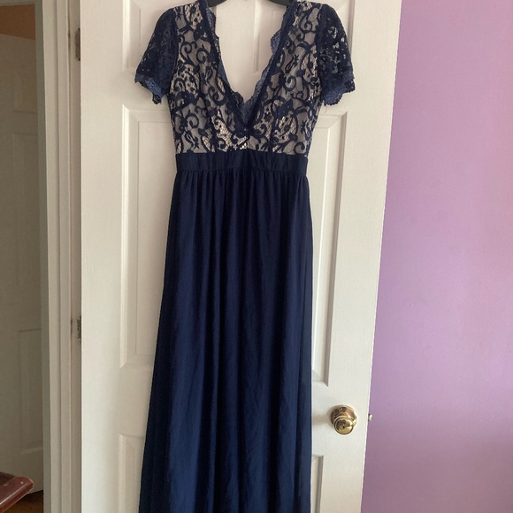 Unassigned Dresses & Skirts - Vintage Winter Gown